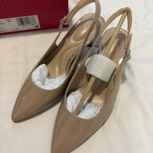 Kelly & Katie Beige Patent Slingback Heels